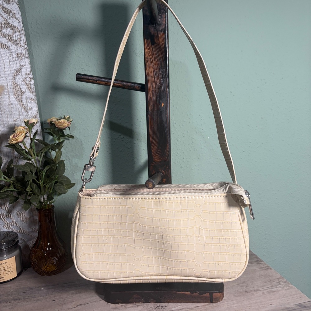 Unbranded Shoulder Bag Womens OS Cream Croc Embossed Baguette Faux Leather Purse